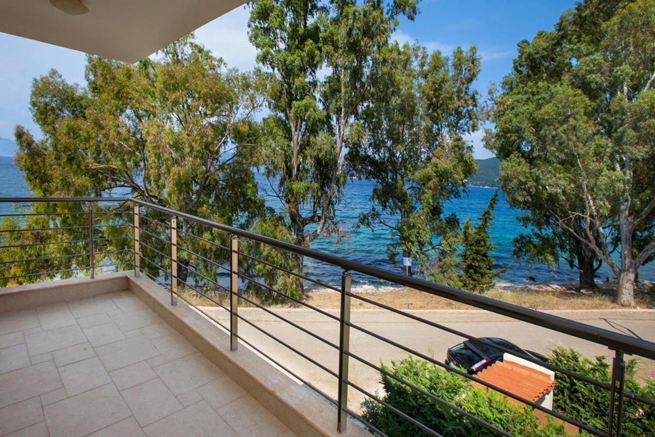 Eucalyptus Suite Sea View Karavomylos Exterior foto
